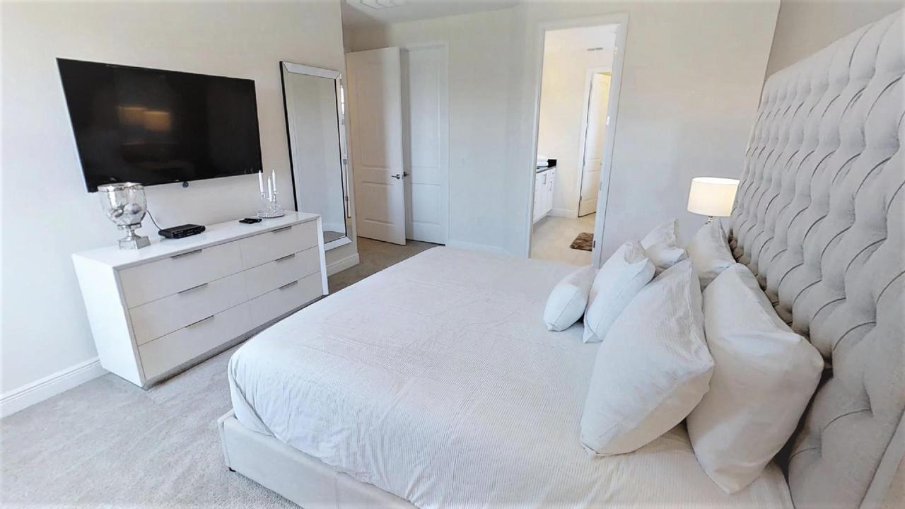 6 Bedroom Vacation Home With Pool オーランド エクステリア 写真