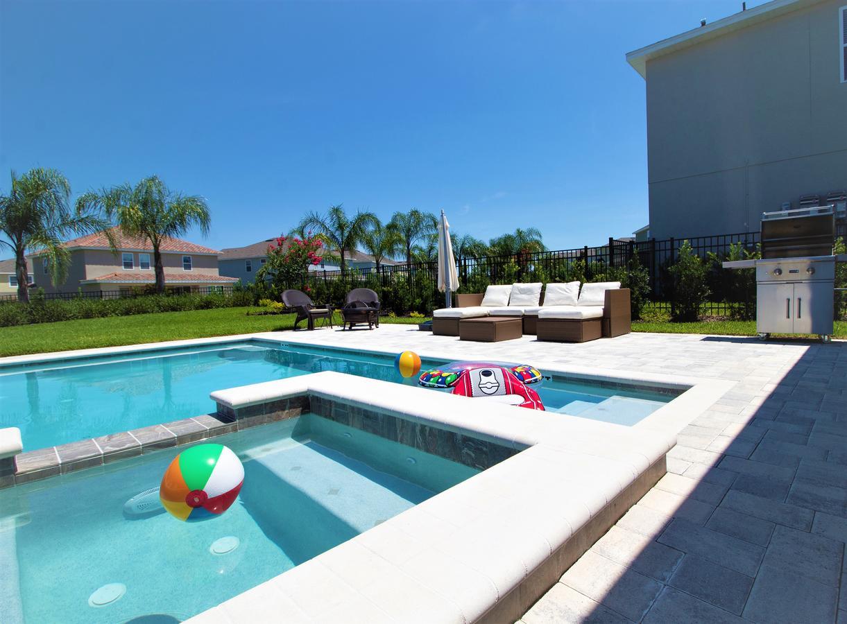 6 Bedroom Vacation Home With Pool オーランド エクステリア 写真